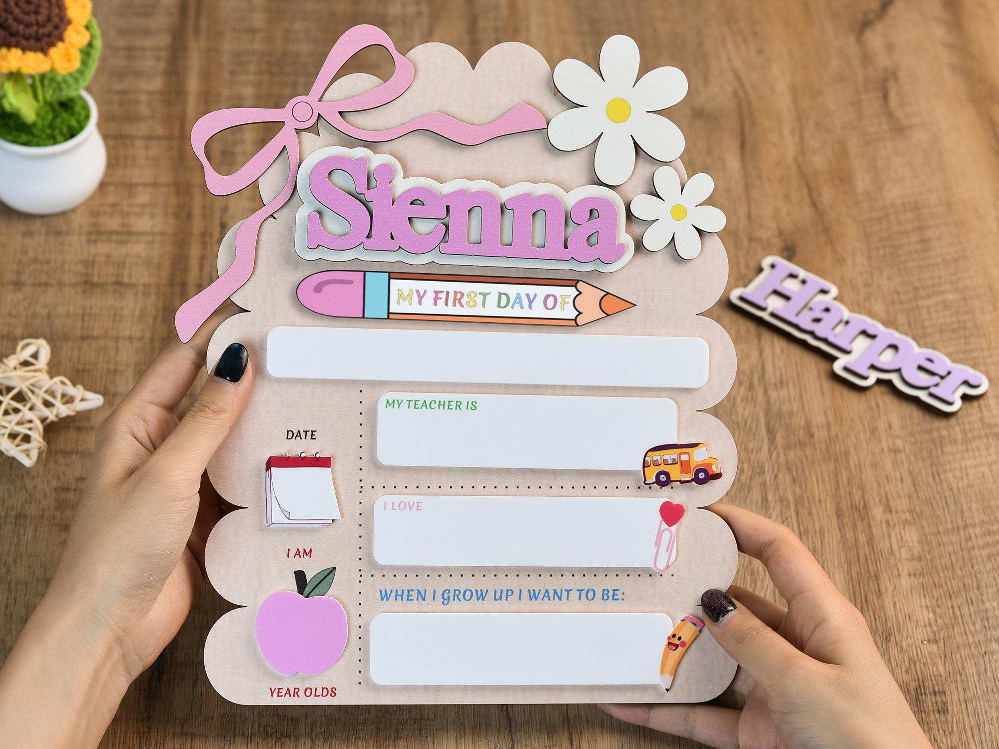 Custom First Day At School Sign, First&Last Day of School Interchangeable Sign,Personalized Wooden Board Gift,Kindergarten 1st Day of School