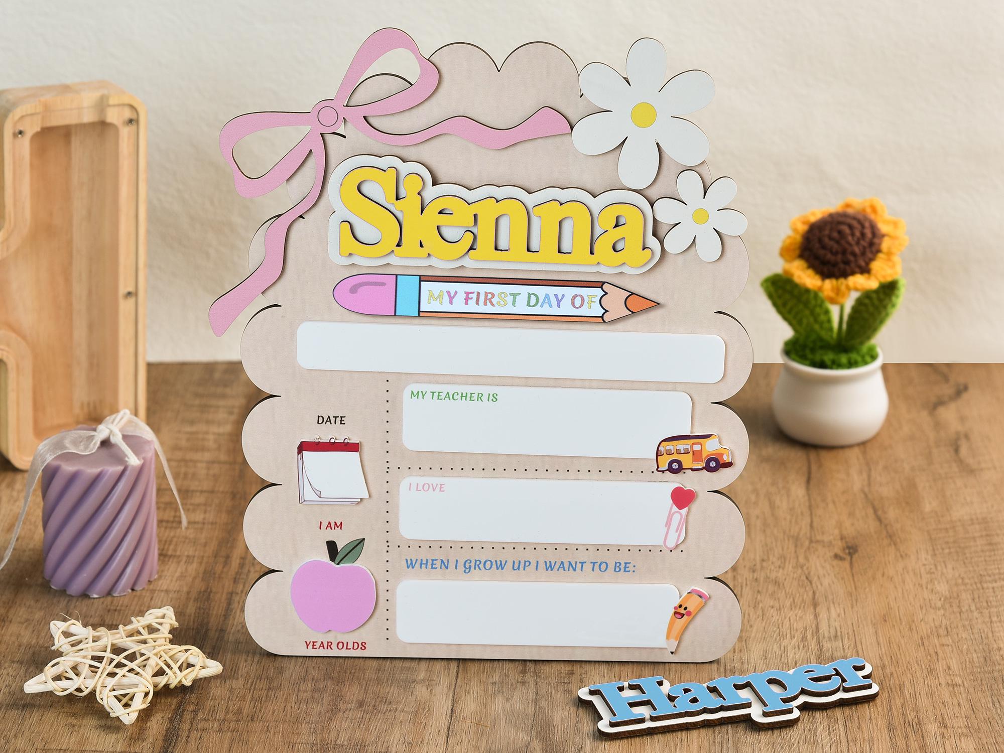 Custom First Day At School Sign, First&Last Day of School Interchangeable Sign,Personalized Wooden Board Gift,Kindergarten 1st Day of School