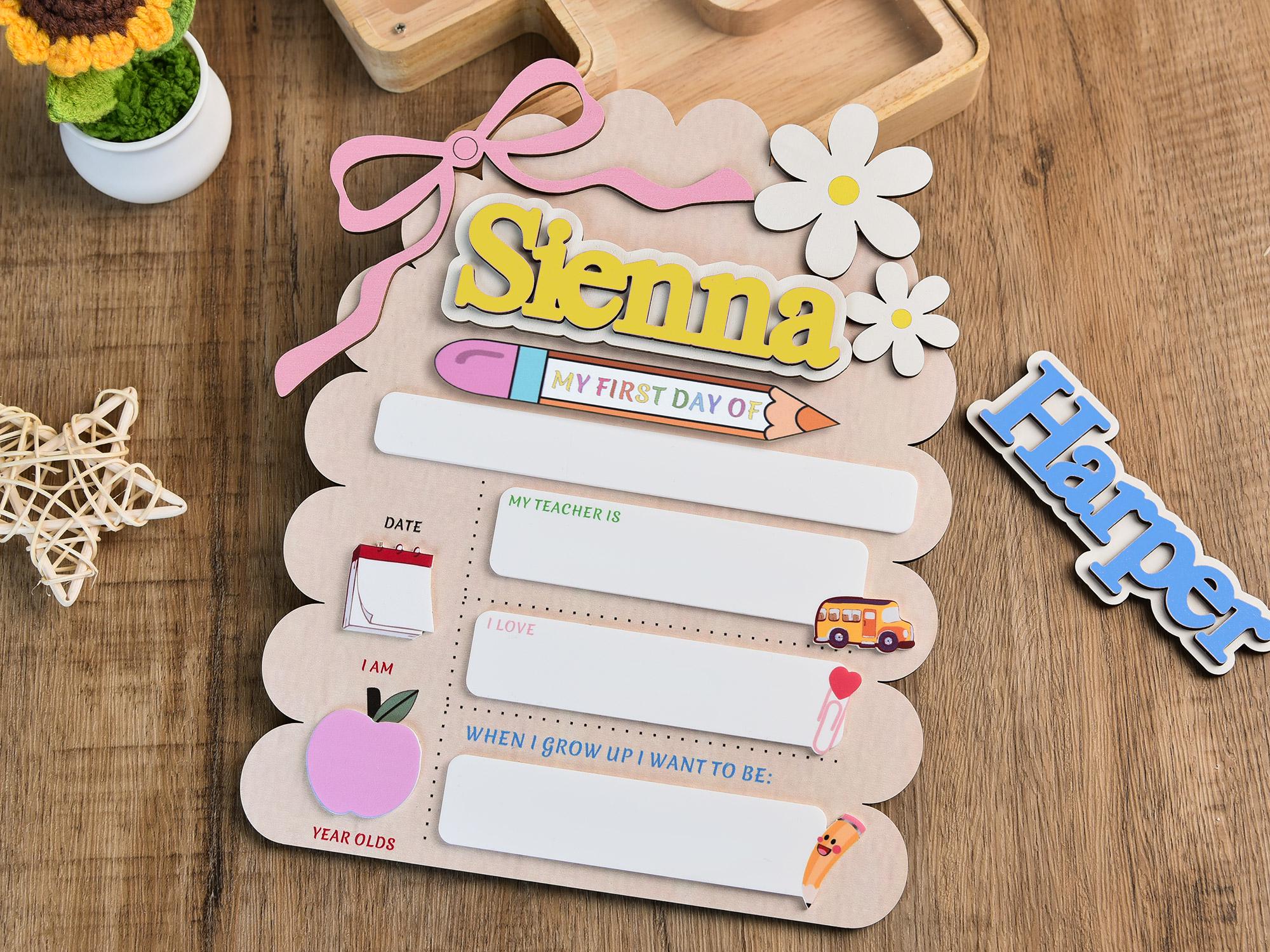 Custom First Day At School Sign, First&Last Day of School Interchangeable Sign,Personalized Wooden Board Gift,Kindergarten 1st Day of School
