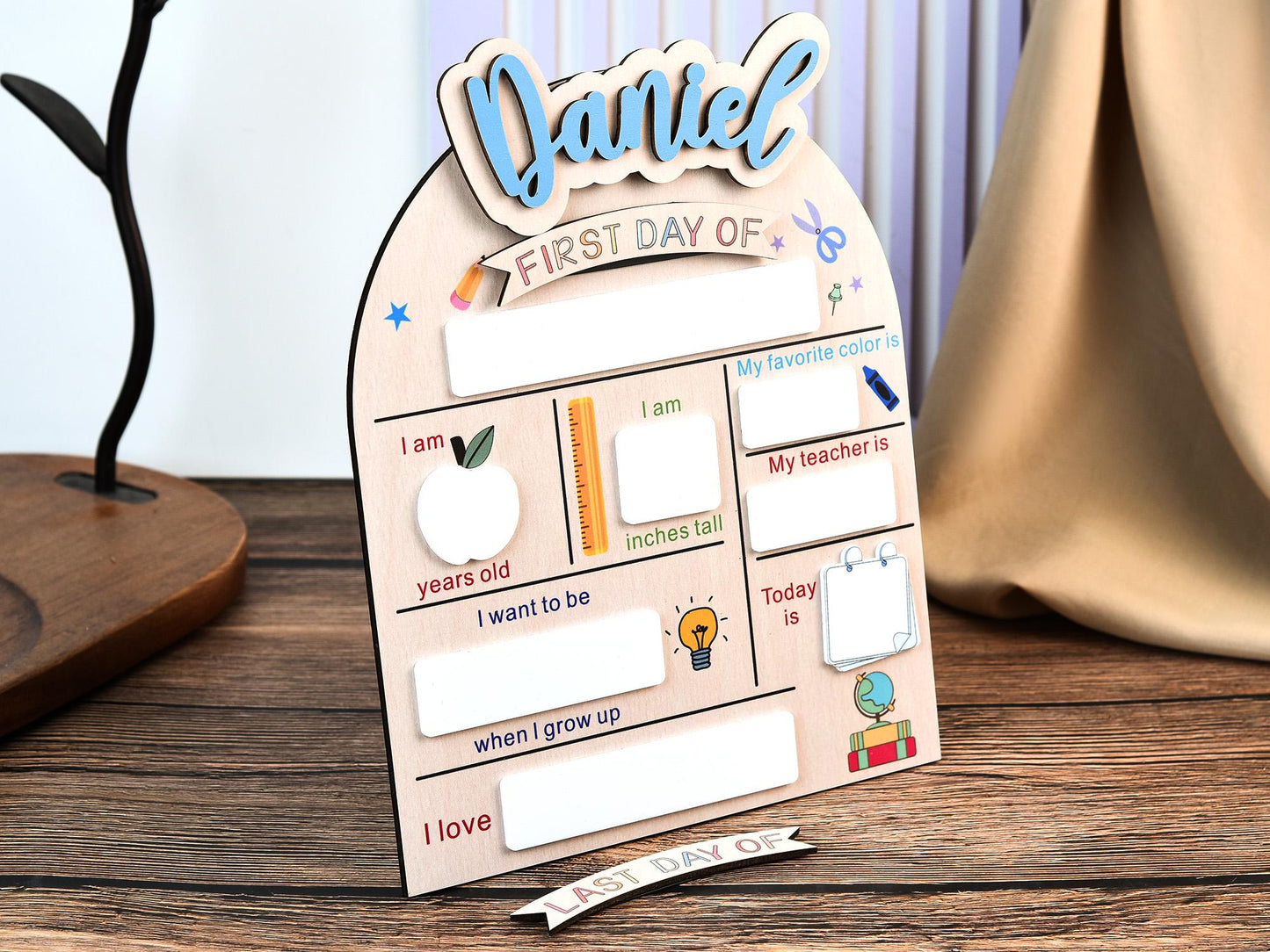 Custom First & Last Day School Sign,Back to School Sign,Kindergarten 1st Day of School Sign,First Day Wooden School Board,School Photo Prop