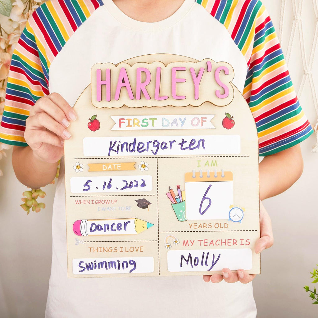 Custom First And Last Day Of School Sign, Reusable Back to School Sign For Photos, Reusable Dry Erase Board Personalized School Sign for Kid